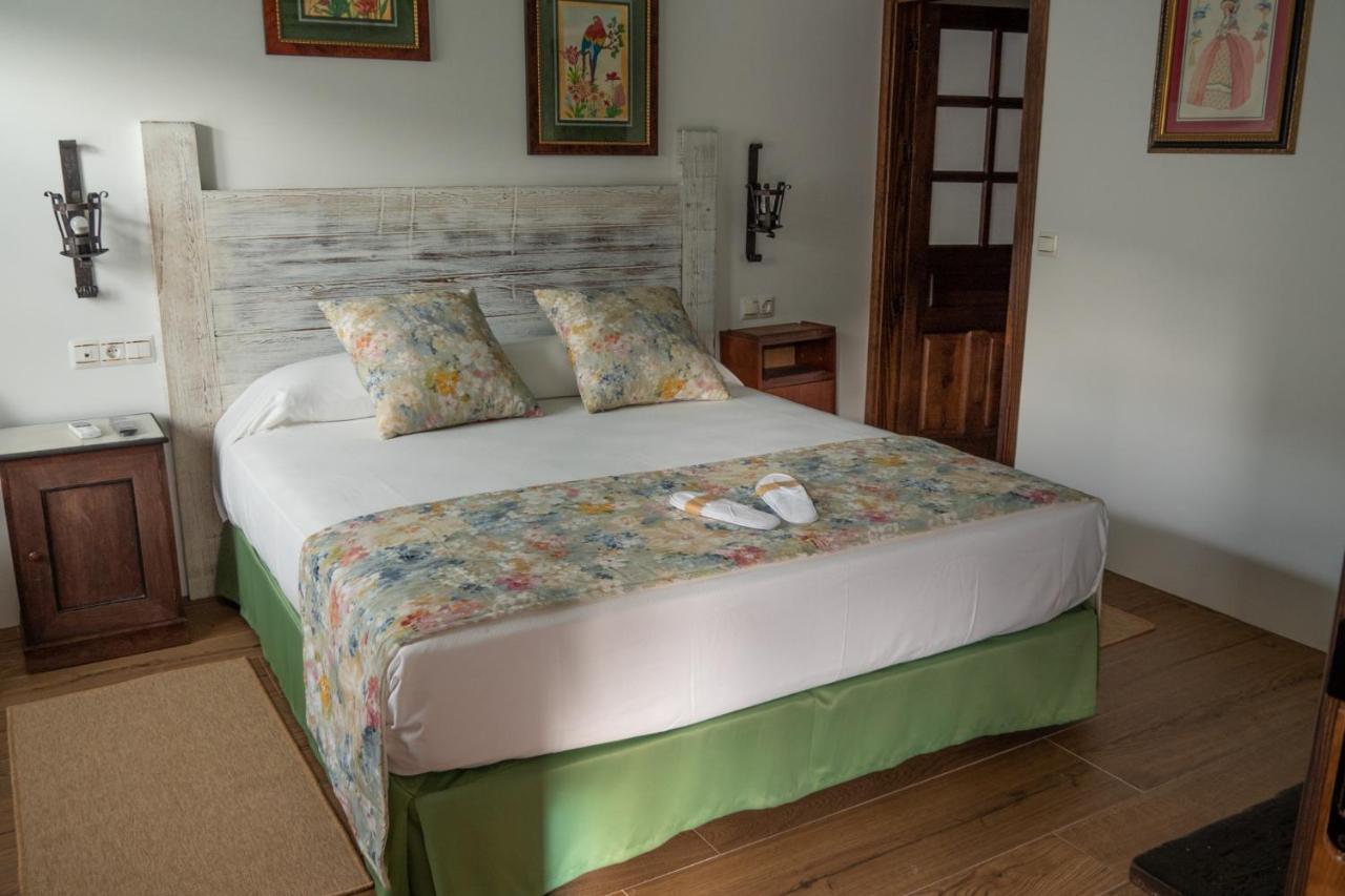 Posada Y Apartamentos Trebuesto De Guriezo Extérieur photo