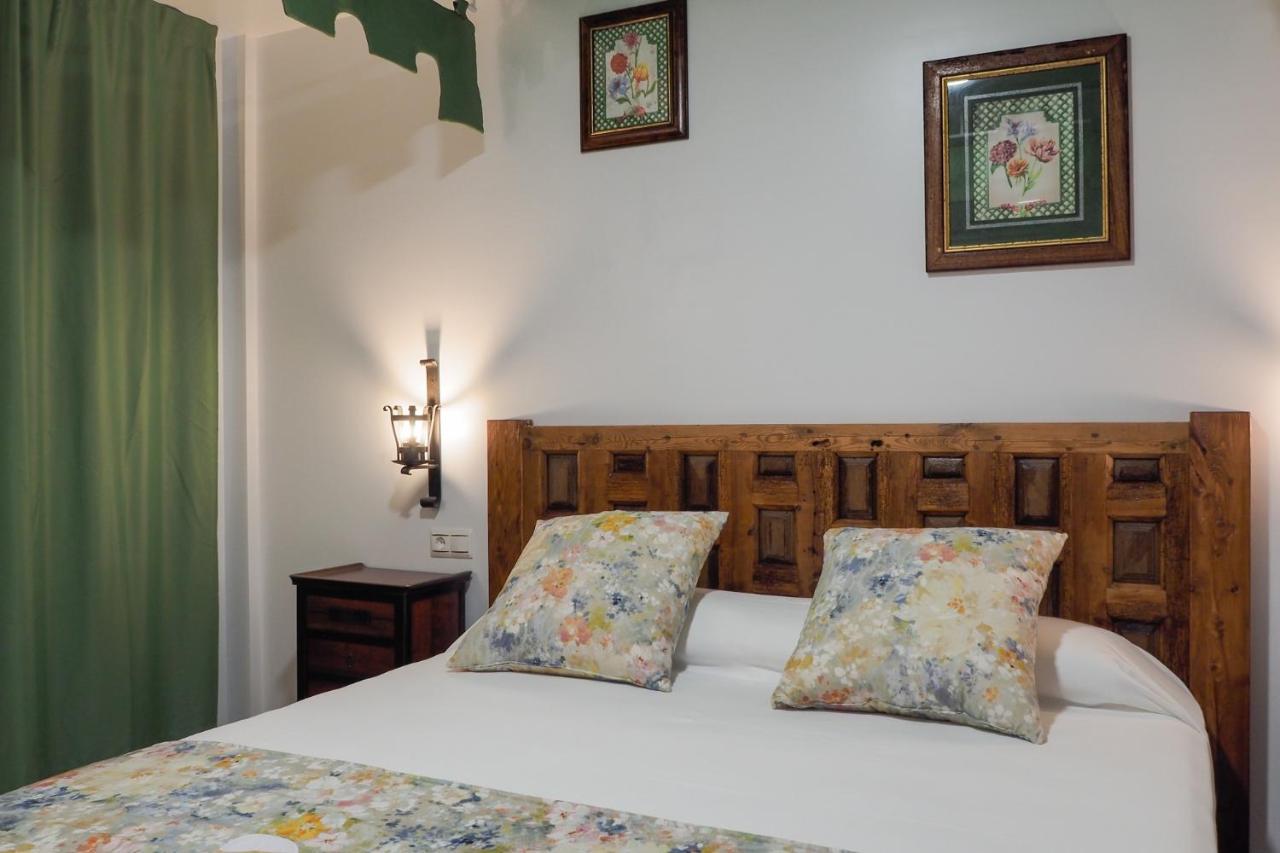 Posada Y Apartamentos Trebuesto De Guriezo Extérieur photo