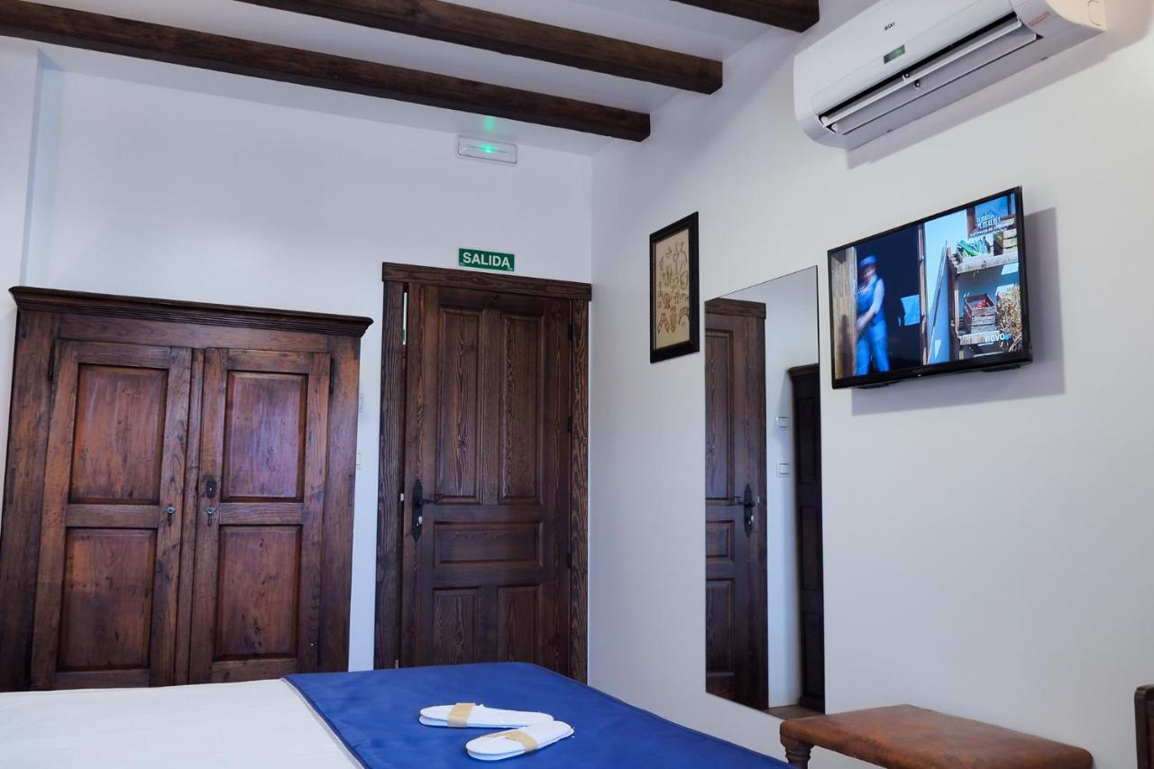Posada Y Apartamentos Trebuesto De Guriezo Extérieur photo