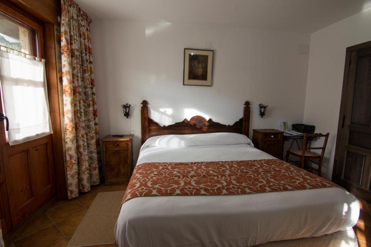 Posada Y Apartamentos Trebuesto De Guriezo Extérieur photo